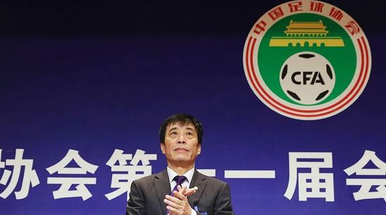 成年人观看视频