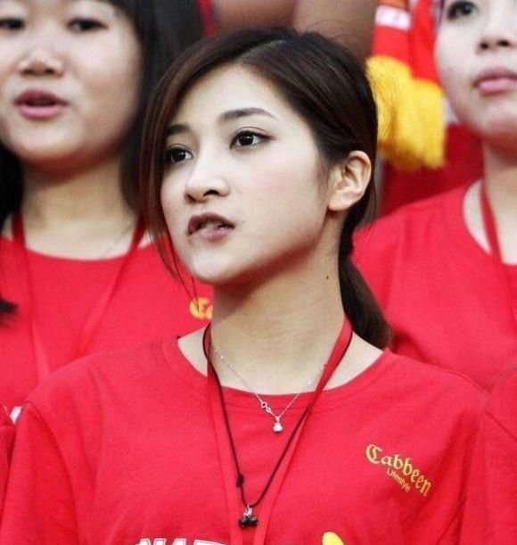 黄色片免费看